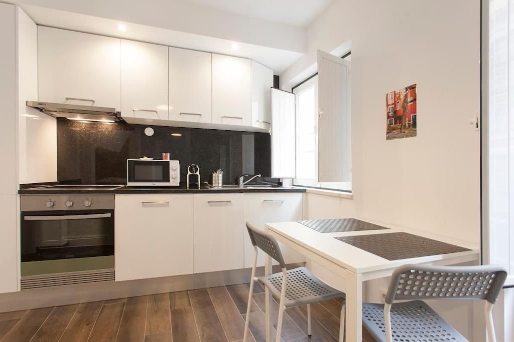 Of The Panteao, 1st Floor Apartment *