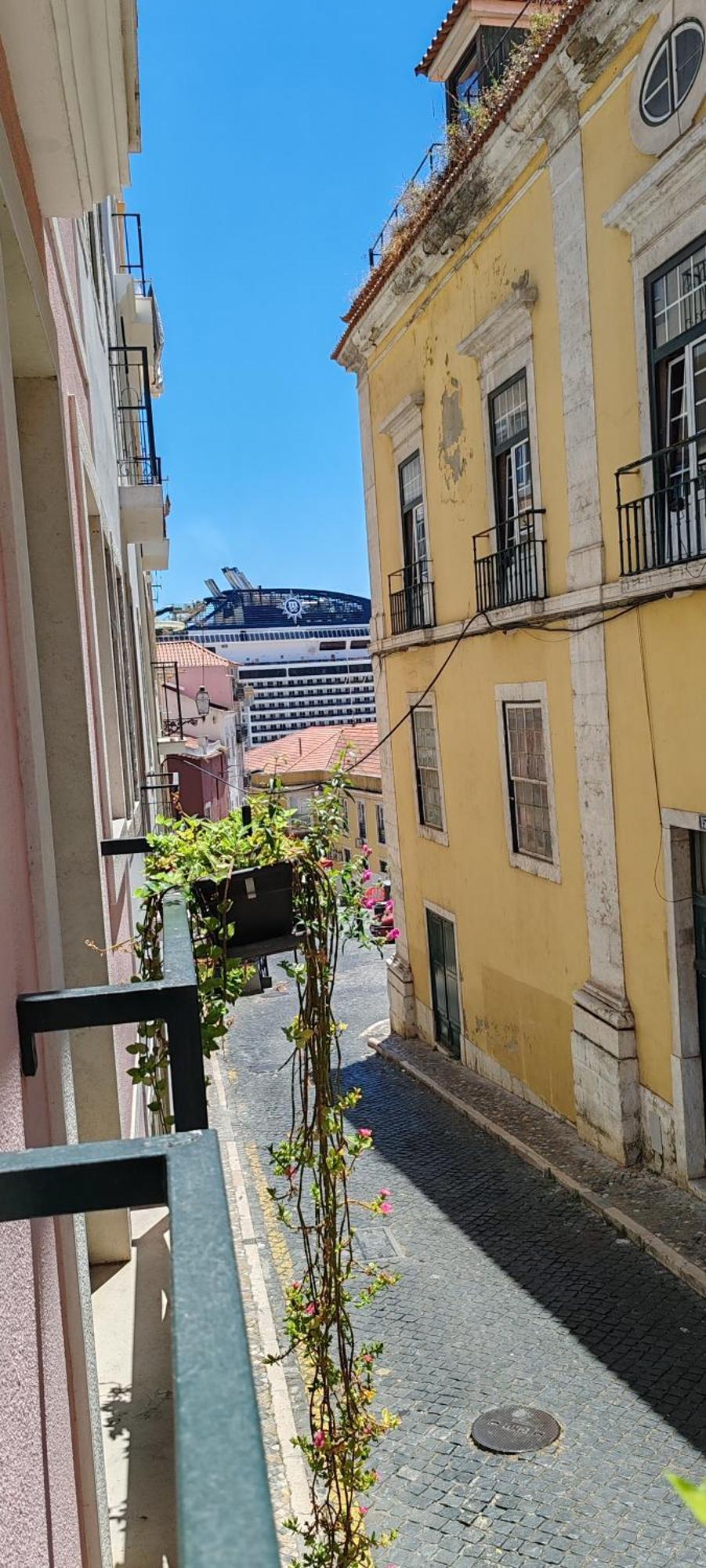 Of The Panteao, 1st Floor Apartment Lisbon